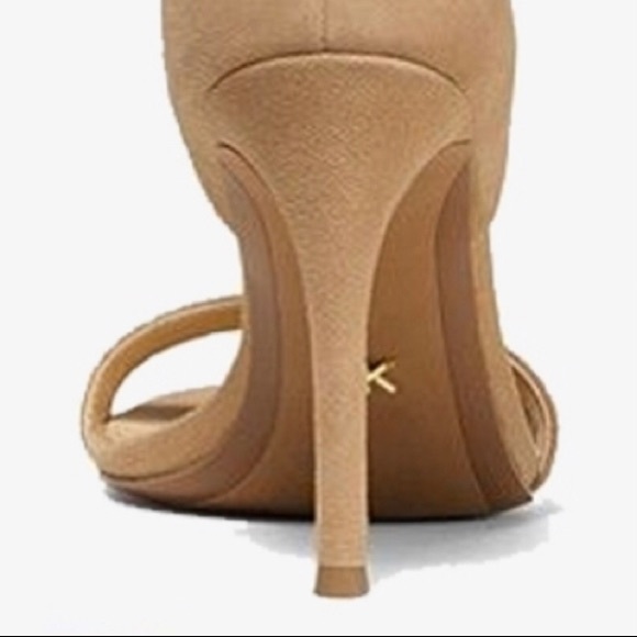 ❣️MK Sandal❣️ - Picture 4 of 4